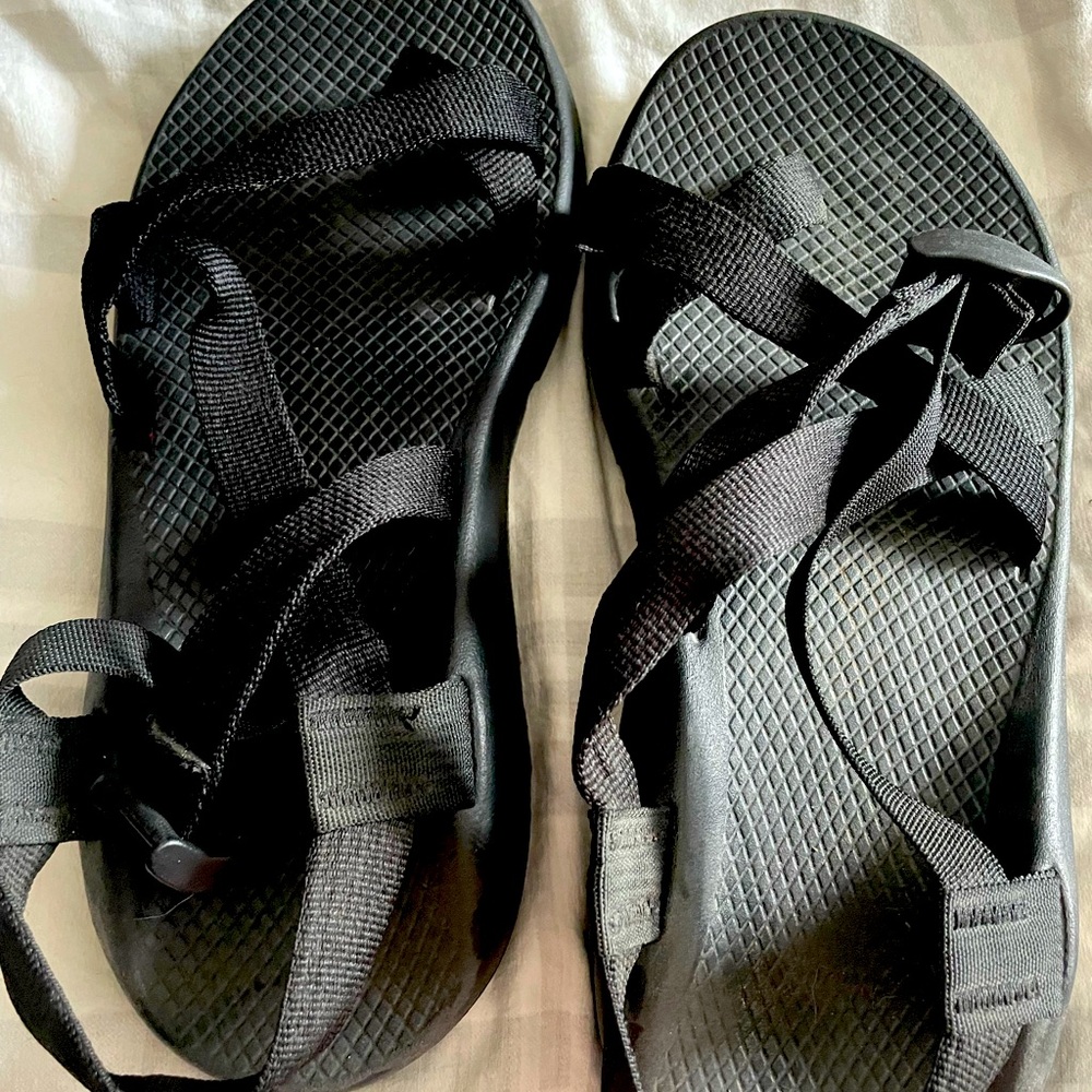 Women’s Chacos Size 11!